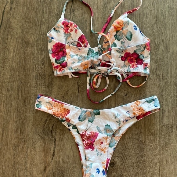 Floral Bikini Small - Picture 2 of 3